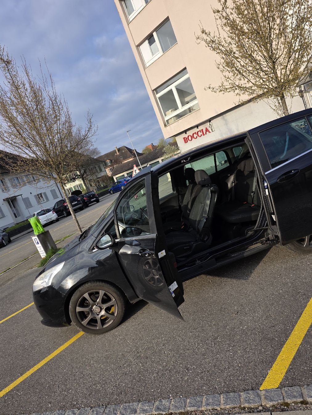 Ford Autos: Ford B max – D'occasion à Gerlafingen par jos_x5vb 2