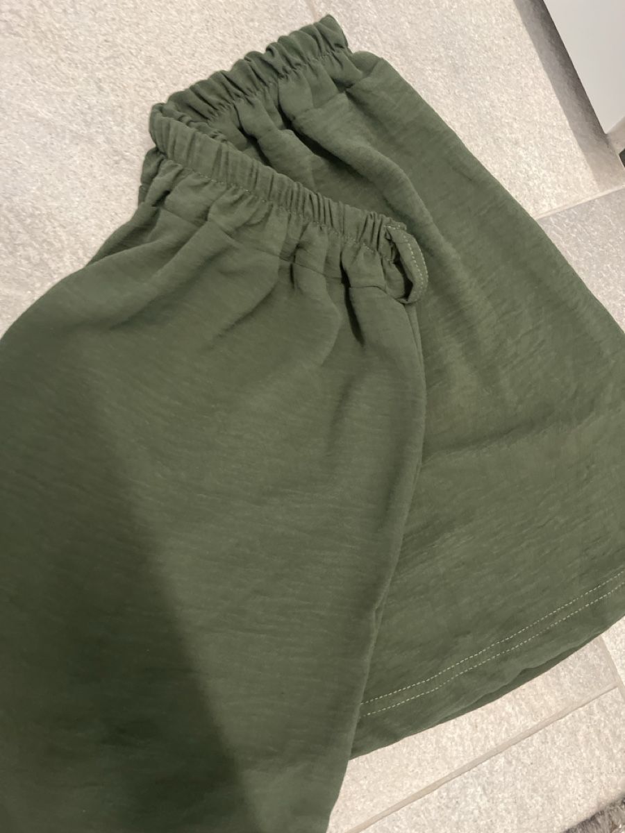 Hosen: Pantaloncini NUOVI e freschi  – Neu (gemäss Beschreibung) aus Breganzona von Lorcary 3