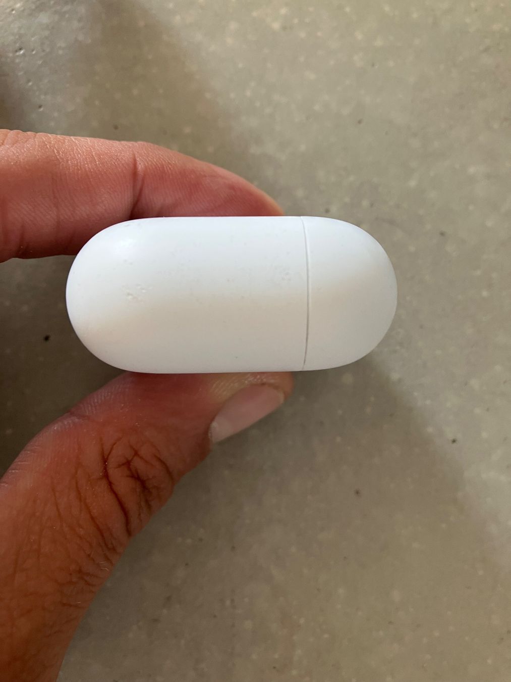 Apple Casques audio: APPLE AIRPODS 4 CASE ANC – D'occasion à Lausanne par mr.v 8