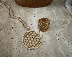 Collier et bague Fleur de Vie dorés - Ensemble élégant