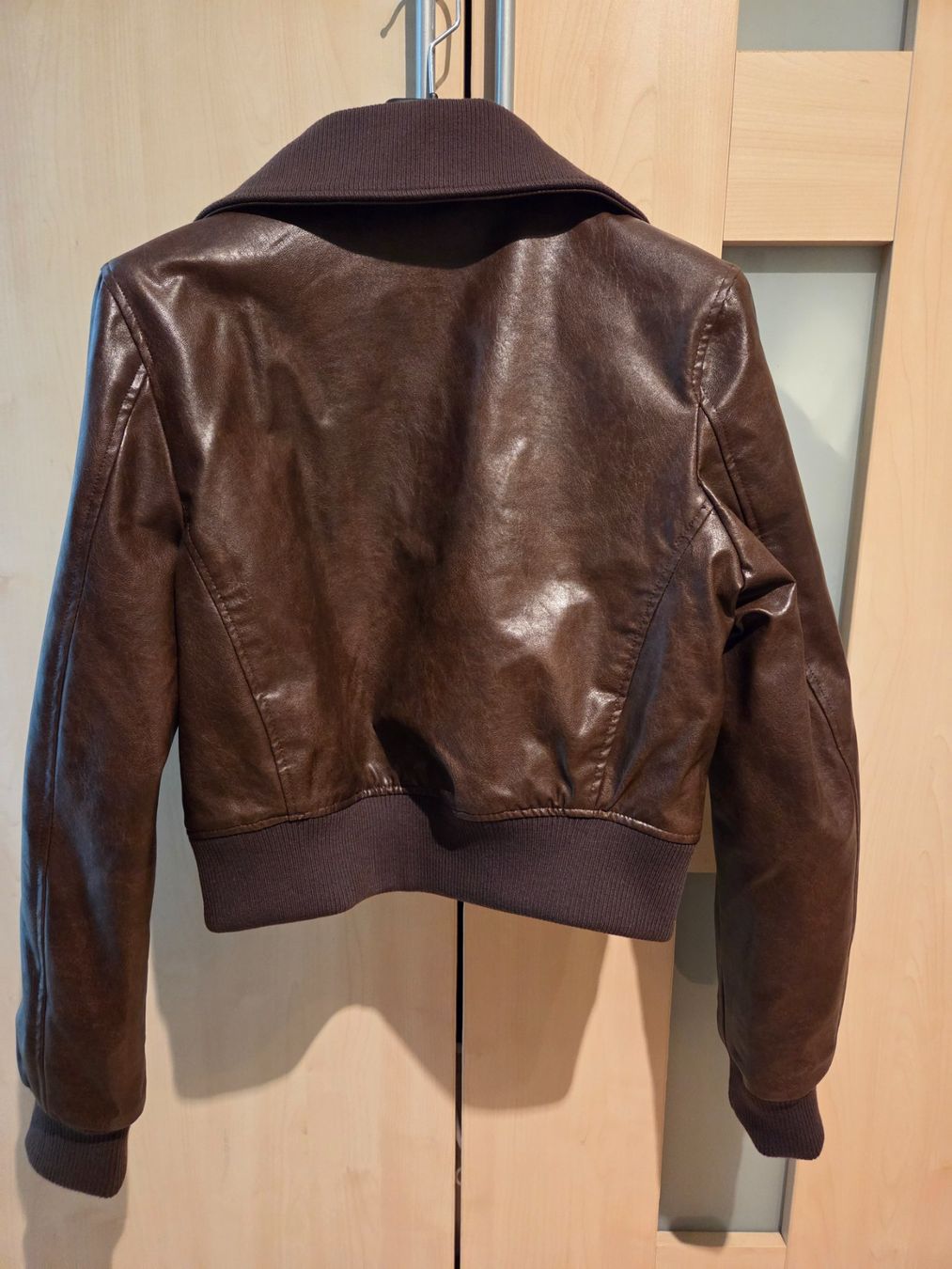 Stradivarius Jacken: Stradivarius Jacke Braun S – Gebraucht aus Zürich von Isa0111 1