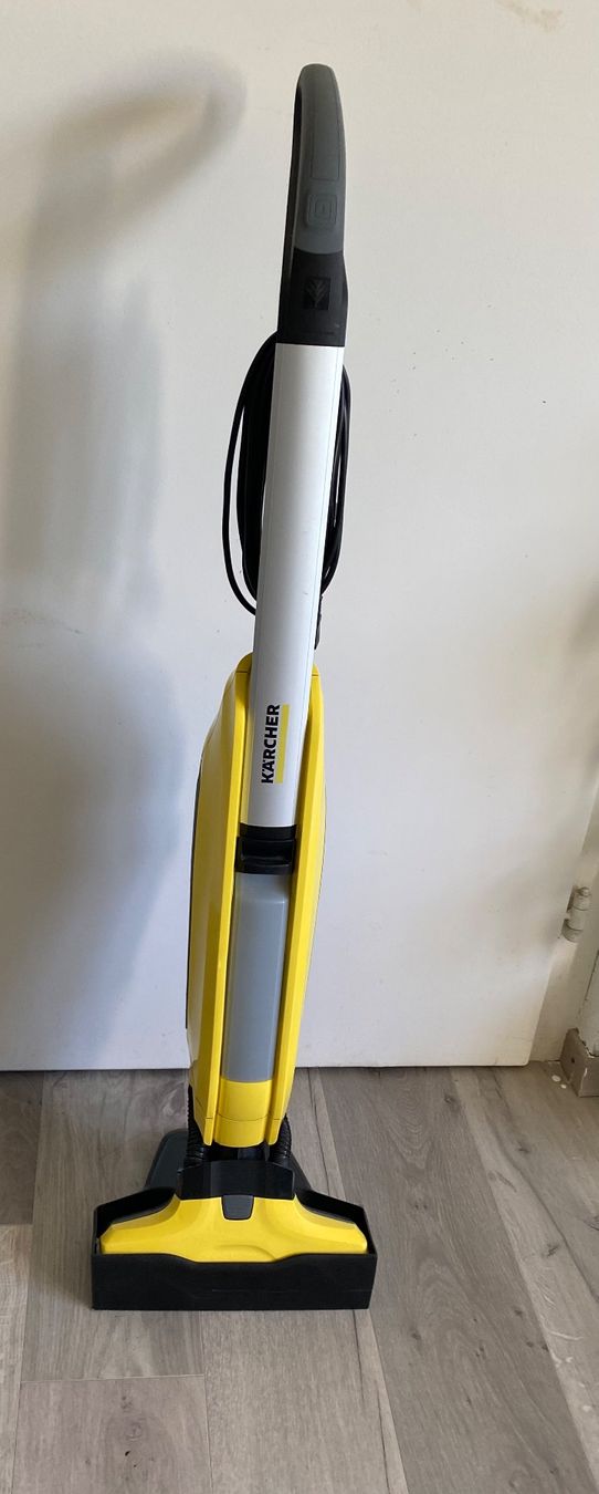 Kärcher Pulitori a vapore: Kärcher Floor Cleaner – Usato da Dottikon venduto da 6571 2