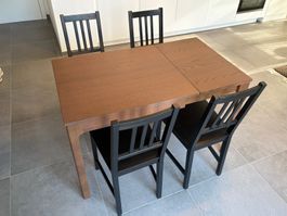 Table EKEDALEN IKEA extensible 80-120cm et 4 chaises IKEA