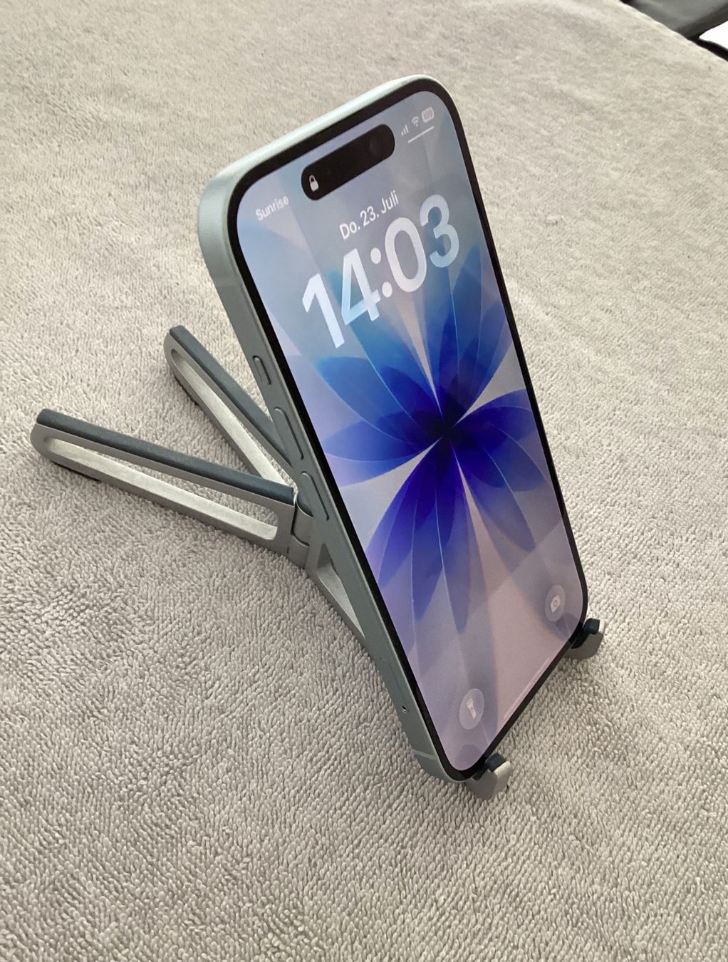 Apple Telefoni cellulari / Smartphones: Apple iPhone 15 128 GB, Silicon Case, wie neu – Nuovo (secondo la descrizione) da Affoltern am Albis venduto da Sspiridon 4