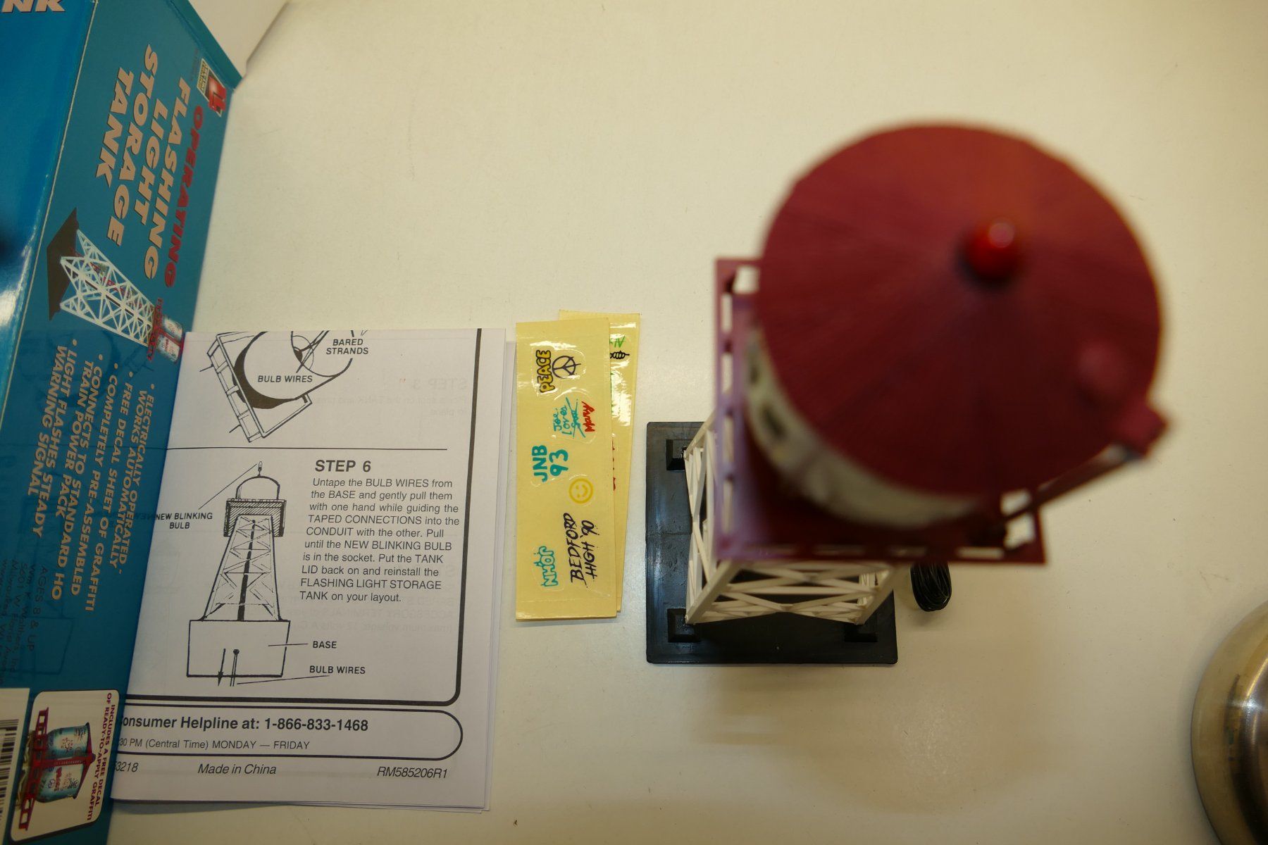 Modellini di ferrovie: Life-Like H0: US Flashing Light Storage Tank – Nuovo e nell'imballaggio originale da Niederhasli venduto da rail-duerst 3