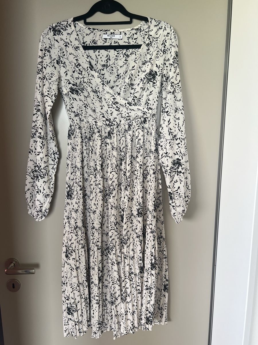 Na-kd Vestiti: NA-KD Sommerkleid – Usato da Baar venduto da Lila2006