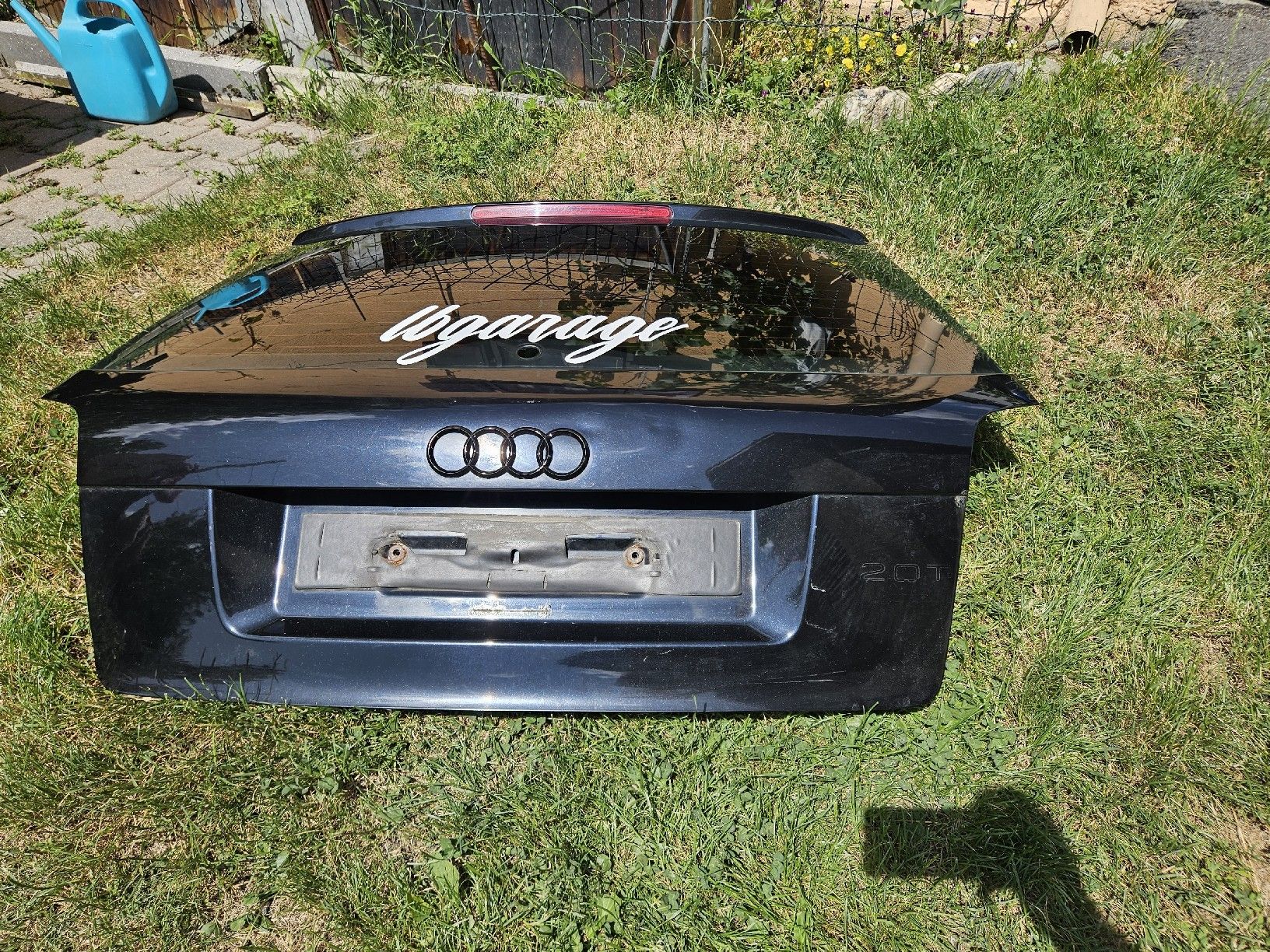 Audi Tutti pezzi di ricambio auto: Audi A3 8P Heckklappe Bj. 2007 Schwarz – Usato da Naters venduto da fab_2zx8 3