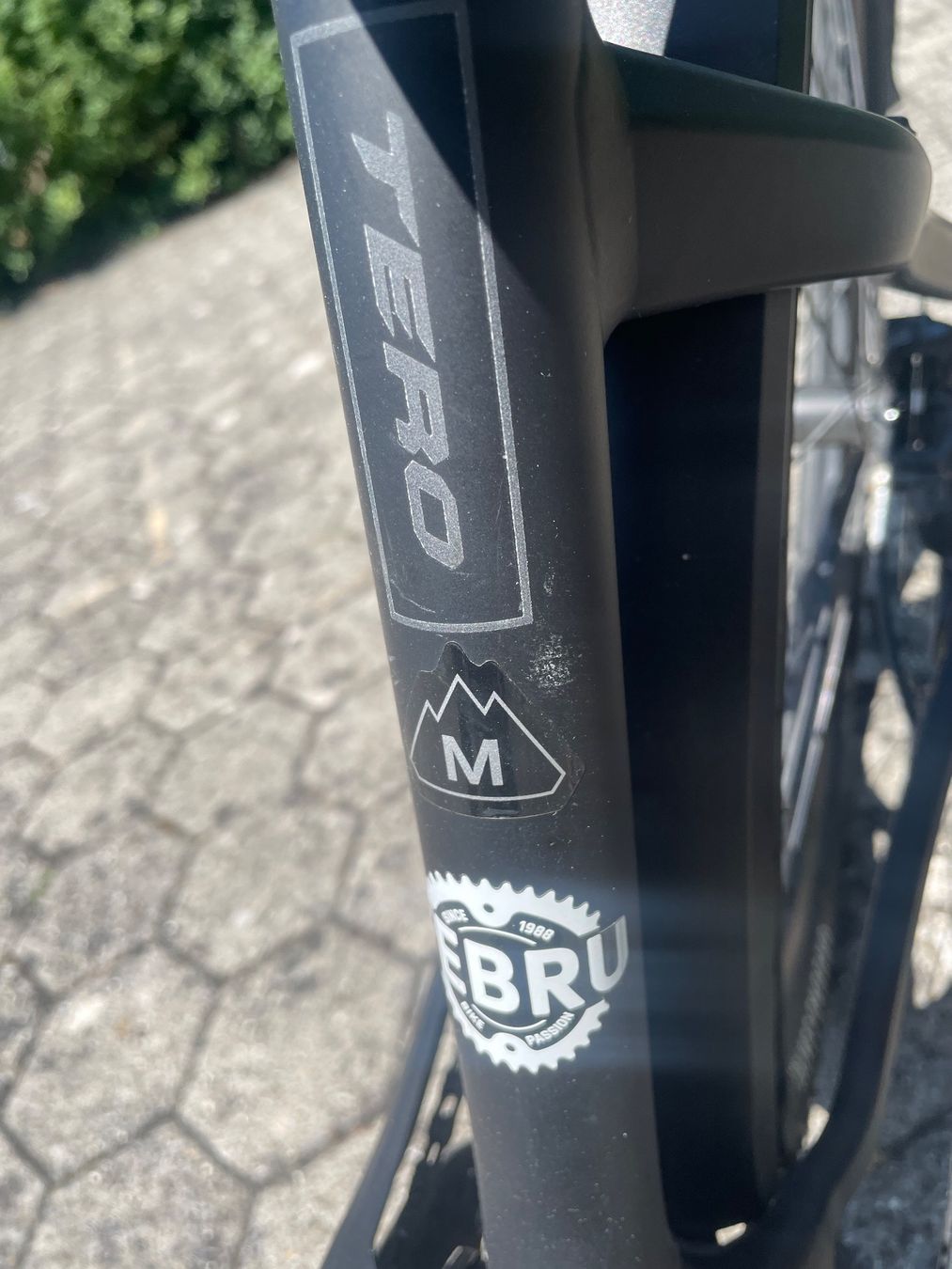 Specialized Vélos: Specialized Tero 4.0 EQ M, schwarz E-Bike – D'occasion à Cham par sterne71 6