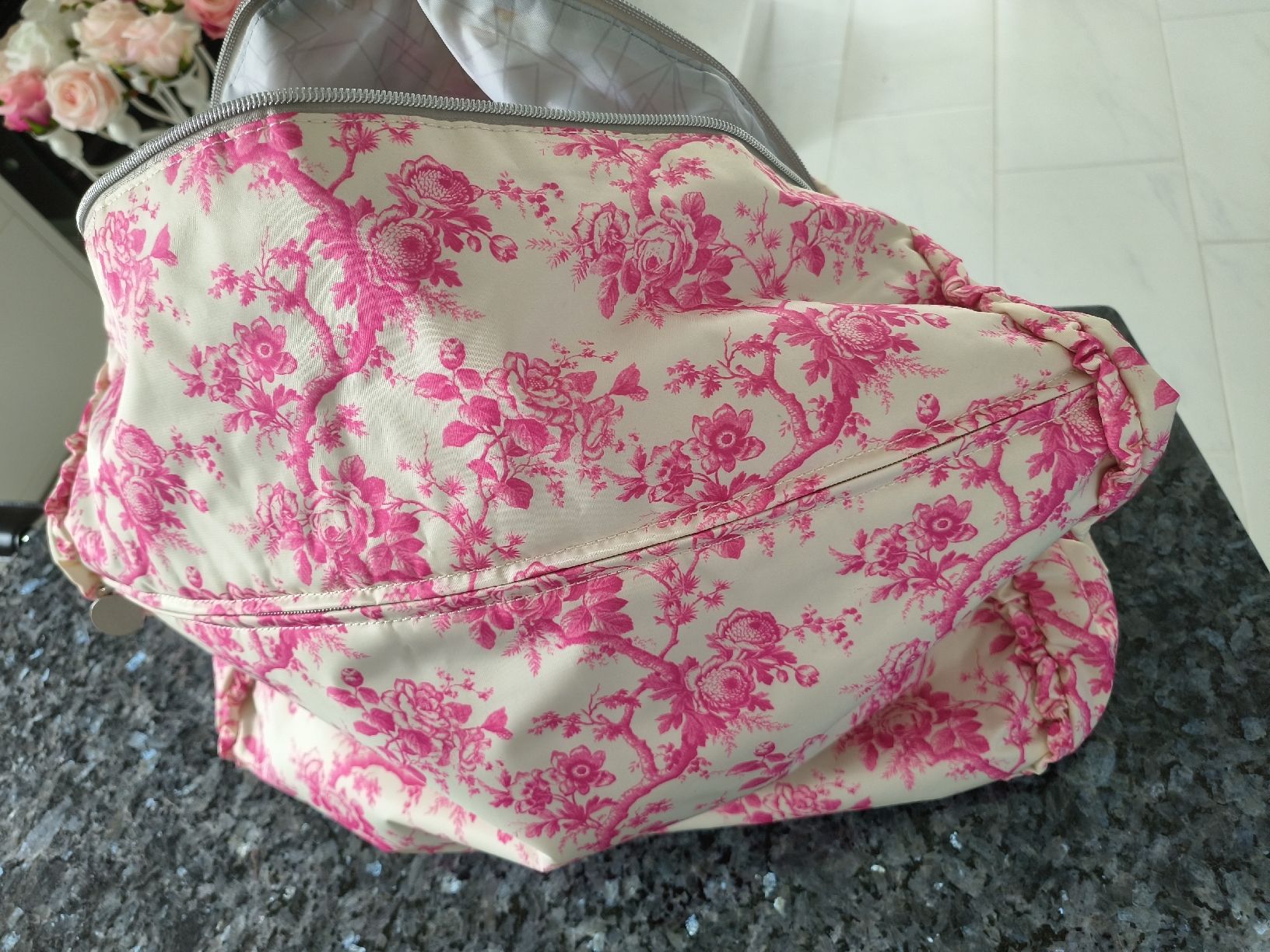 Oilily Borse da donna: Oilily Tasche  rosa/weiss Blümchen – Nuovo (secondo la descrizione) da Biel/Bienne venduto da No62 4