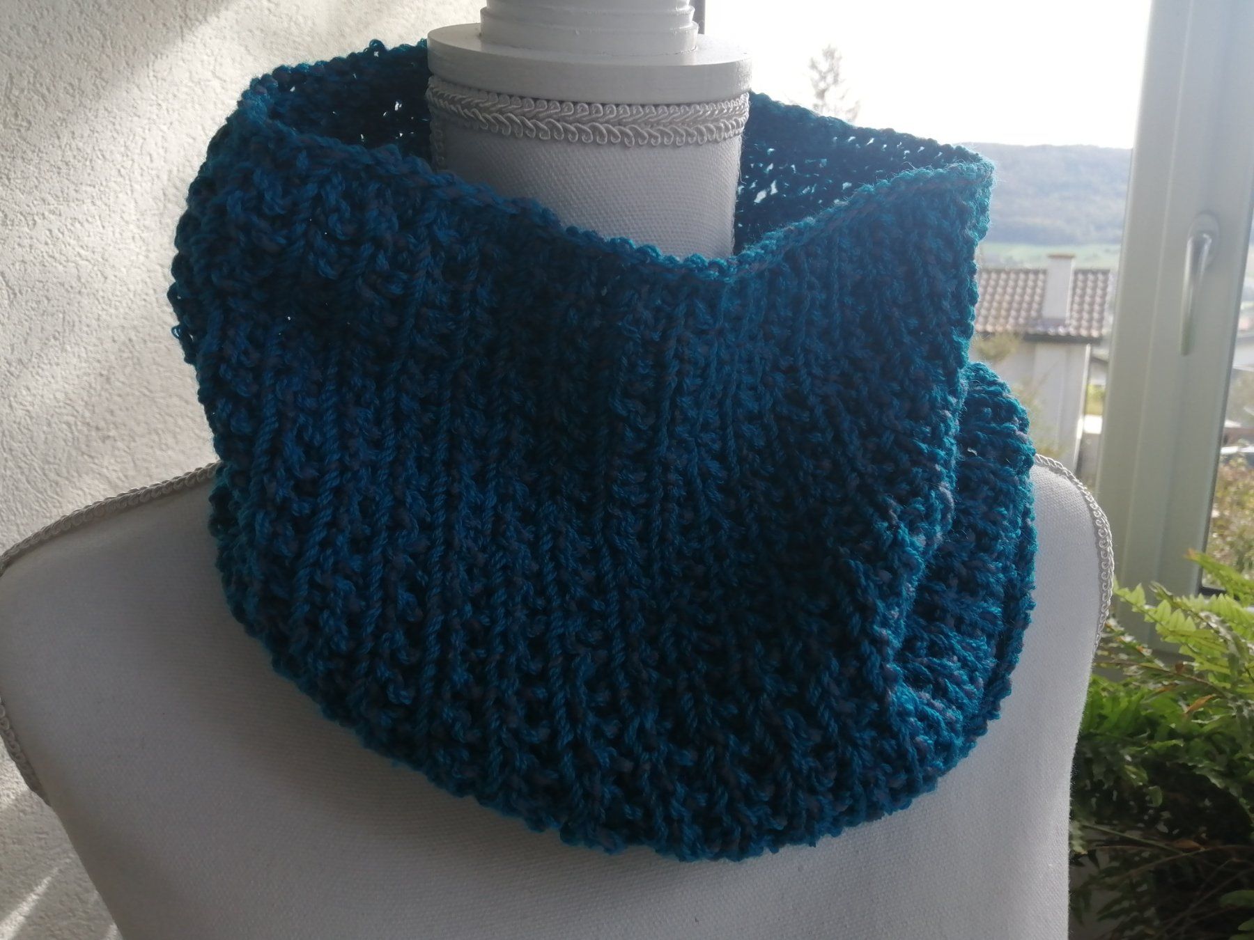 Foulards, Tücher & Schals: Loop handgestrickt – Neu (gemäss Beschreibung) aus Altstätten SG von willipatricia