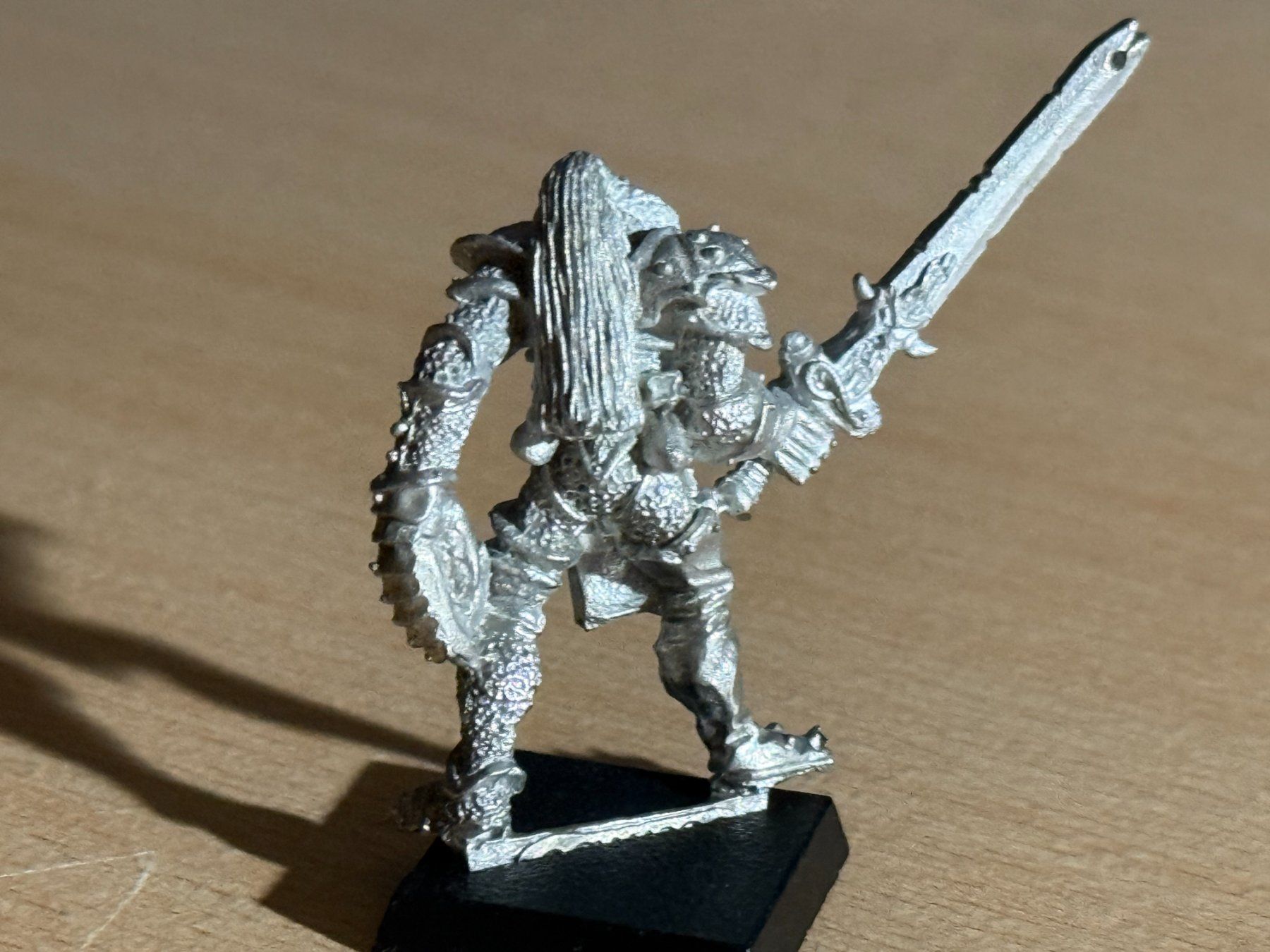 Kit di modellismo & Modellini statici: Warhammer - Oldhammer - Chaos Champion – Usato da Basel venduto da pascoett 1