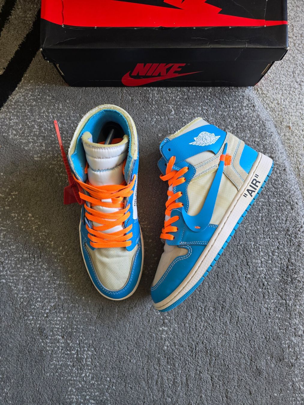 Scarpe da uomo: Jordan 1 High off white UNC – Usato da Bôle venduto da A_Kickstory