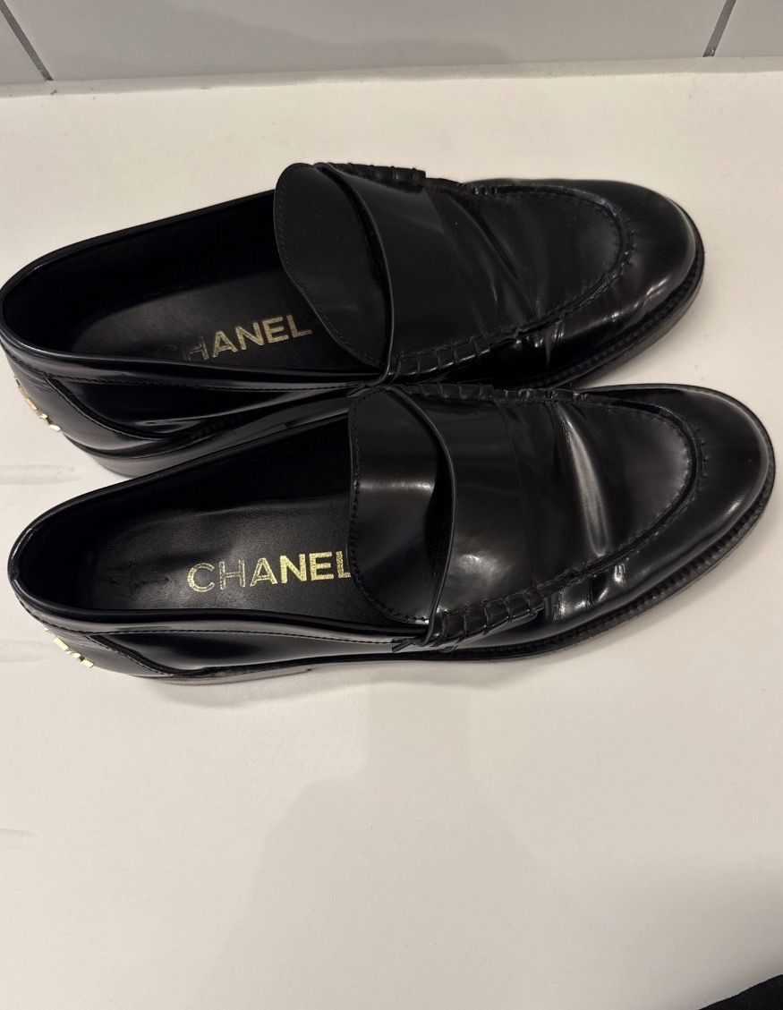 Chanel Scarpe da donna: Chanel Loafers🖤 – Usato da Ennetbürgen venduto da elainelillyyy 4