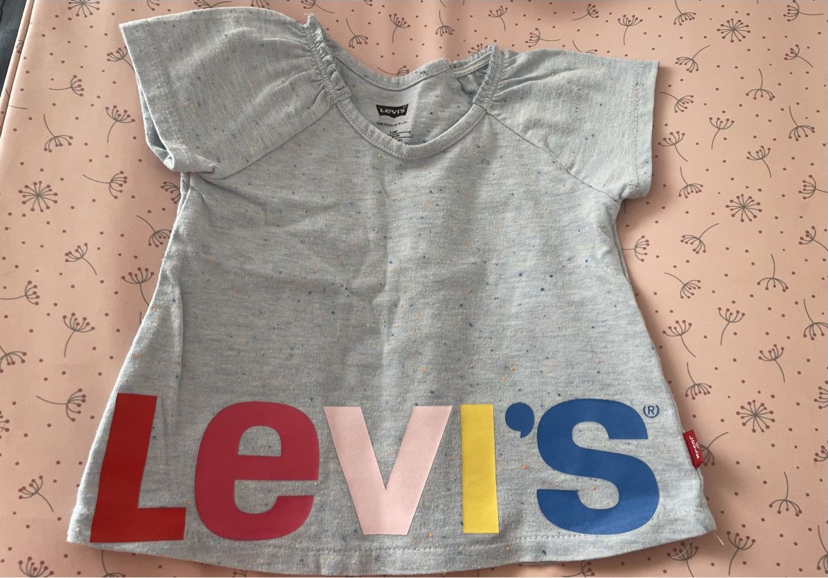 Levi's Camicie, Top & T-shirt: Levis Baby – Usato da Full-Reuenthal venduto da Mimi_1986
