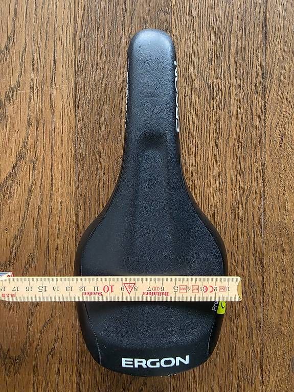 Ergon Pezzi di ricambio: Ergon Pro Carbon SME3-S Sattel – Usato da Bern venduto da nic_k9sl 3