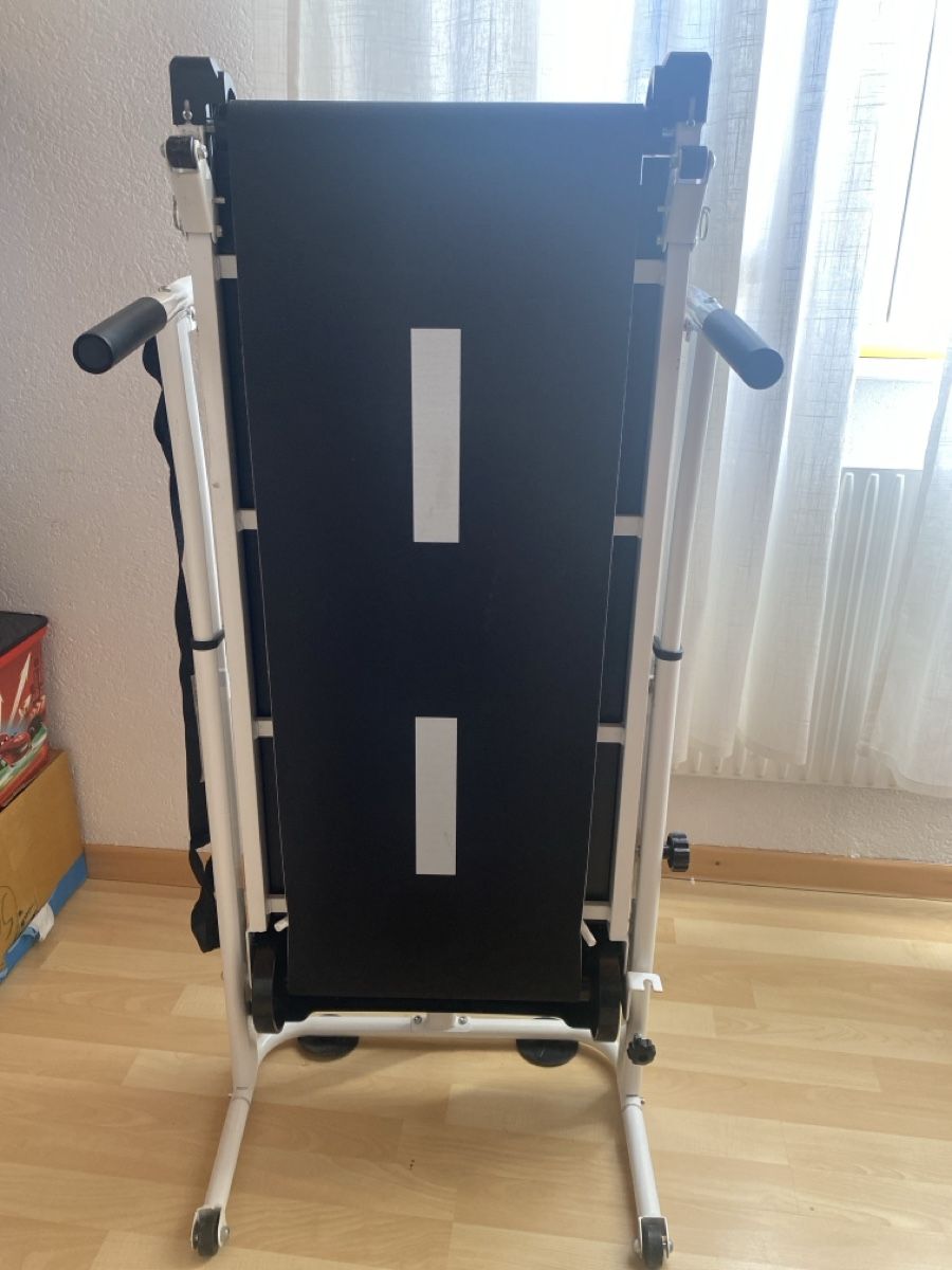 Hometrainer: Jocca treadmill with display perfect condition – Usato da Tavannes venduto da nih_tq6v 4