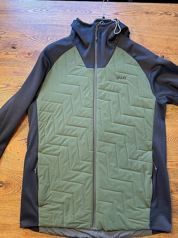 Pullover & Sweatshirts: Pyua Isolationshoodie – Gebraucht aus Uster von milla80