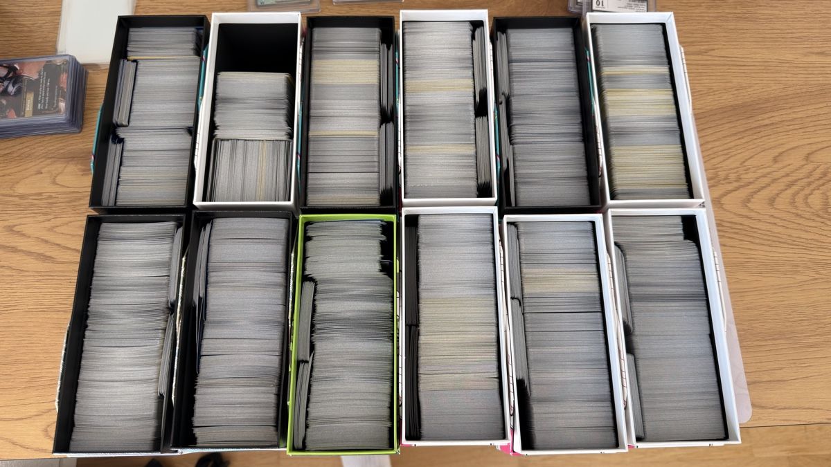 Pokémon Cartes à collectionner: 12 ETB's mit Holos/Bulk/Trainers – Neuf (Voir description) à Holderbank AG par ale_151