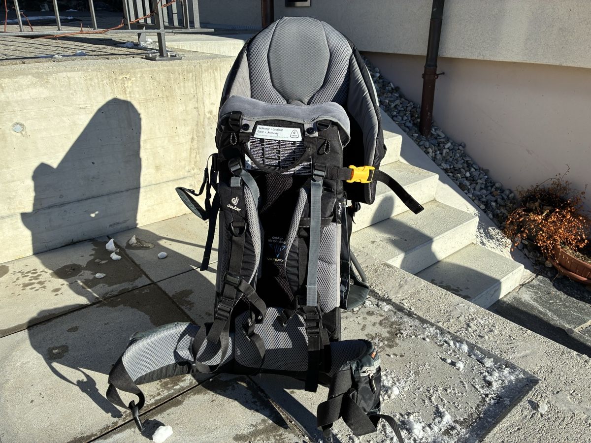 Deuter Marsupi portabebè: Deuter Kindertragerucksack – Usato da Riggisberg venduto da Mat141 3