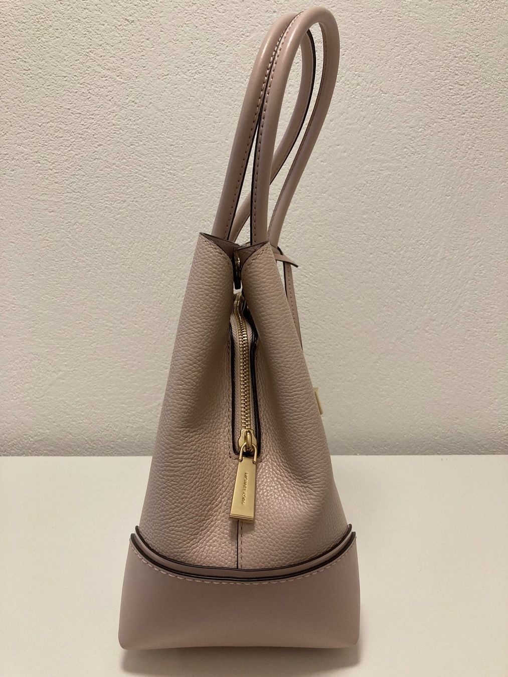 Michael Kors Borse da donna: Neuwertige MICHAEL KORS Handtasche soft pink – Usato da St. Moritz venduto da Snurfla 3