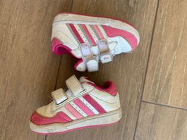 18-19_adidas