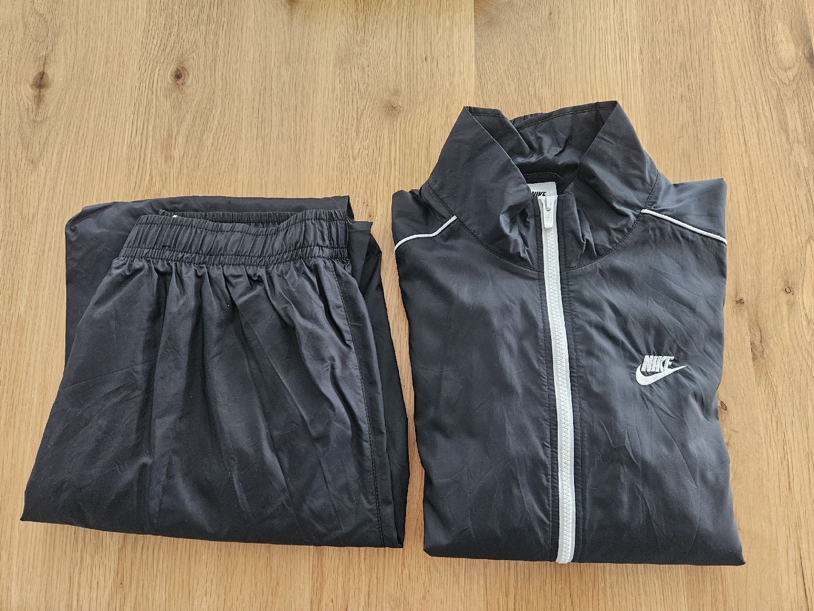 Nike Completi: NIKE TRAINER/ NEU!!!! – Nuovo e nell'imballaggio originale da Reiden venduto da SaRa1900 2