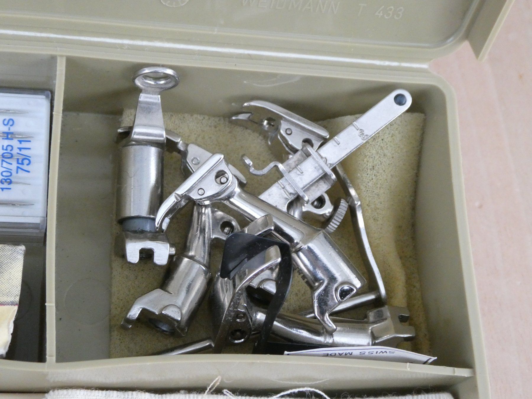 Bernina Nähmaschinen: Bernina Nähzubehör – Gebraucht aus Beromünster von legolas_mt-gd 1
