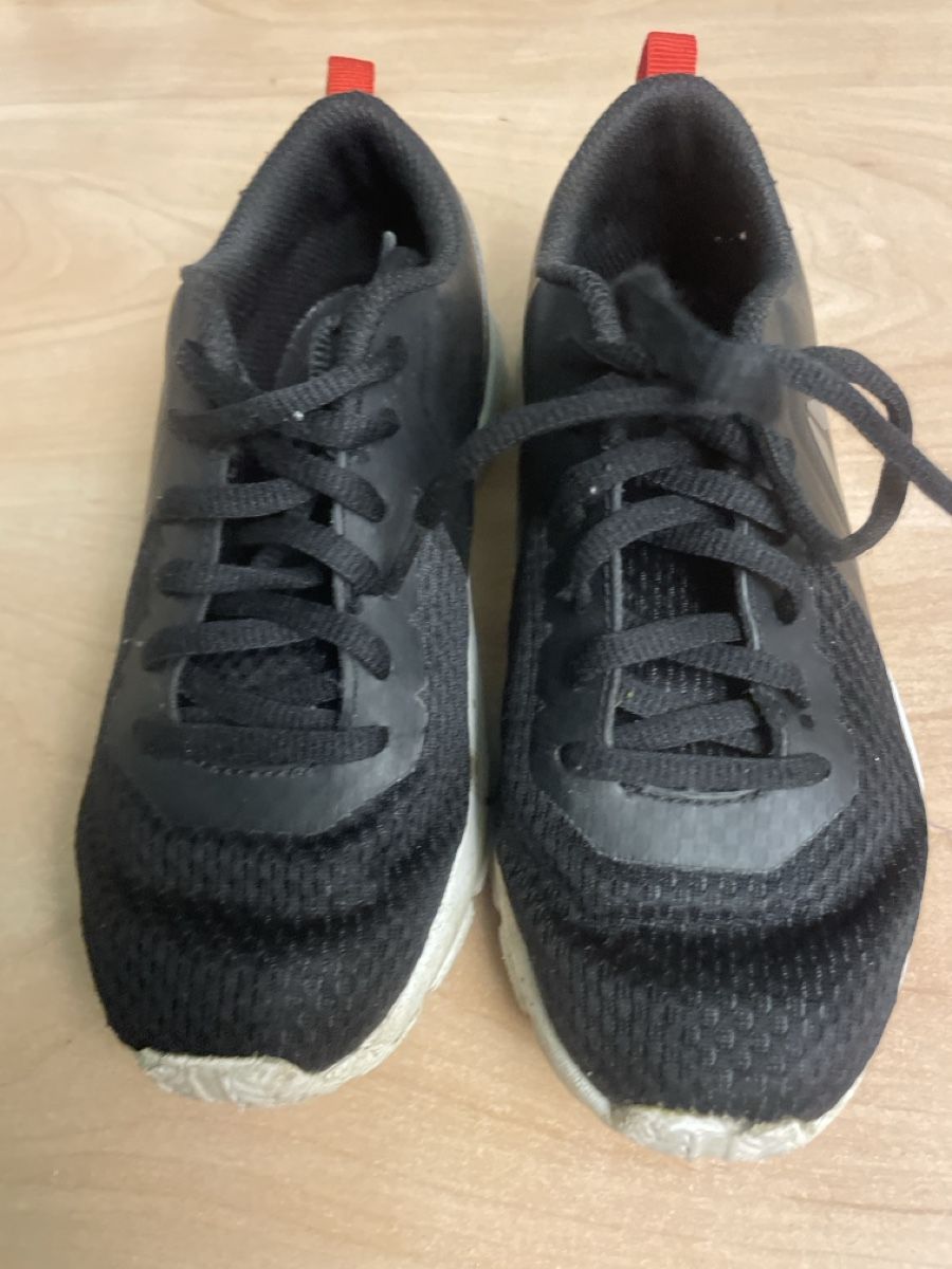 Reebok Scarpe per ragazzi: Reebok Sneaker Turnschuhe Gr.30schwarz – Usato da Obergerlafingen venduto da cabo4 1