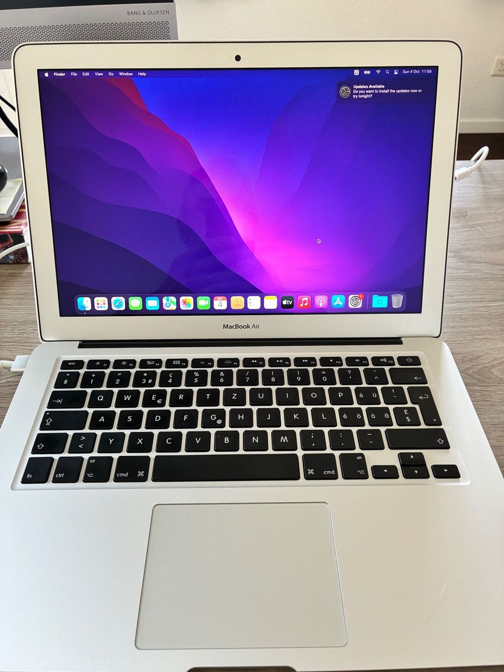 Apple Notebook: Apple MacBook Air (13", early 2015) – Usato da Wohlen AG venduto da Robballantine 1
