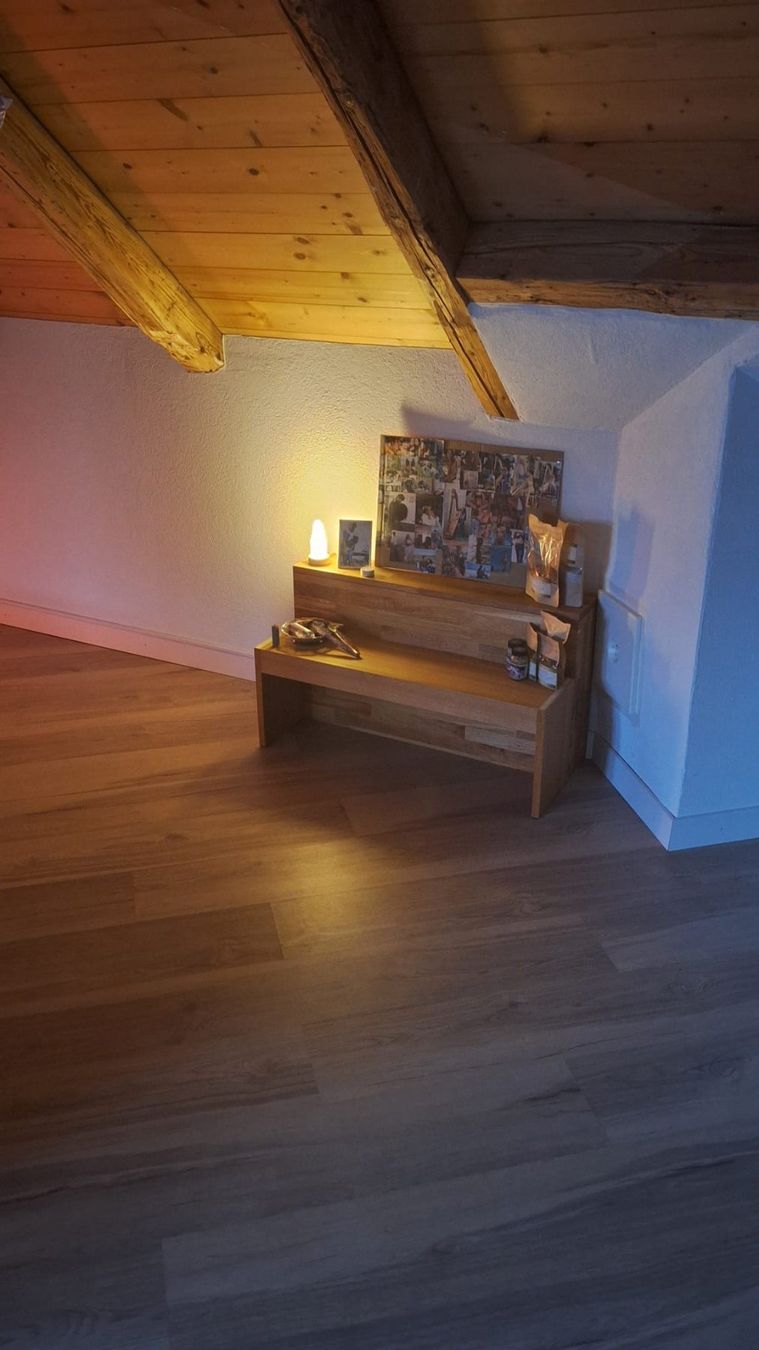 Commodes: Handgemachter 2 teiliger Meditations-Altar – D'occasion à Rüti ZH par isa_5p2x 3