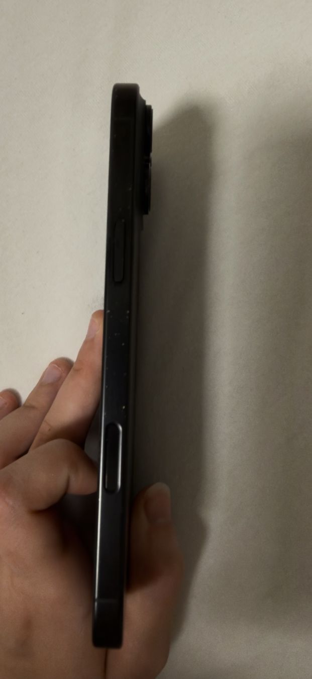 Apple Handys / Smartphones: Iphone 16 Pro Max 256 GB Schwarz – Gebraucht aus Zürich von ube_5r8f 3