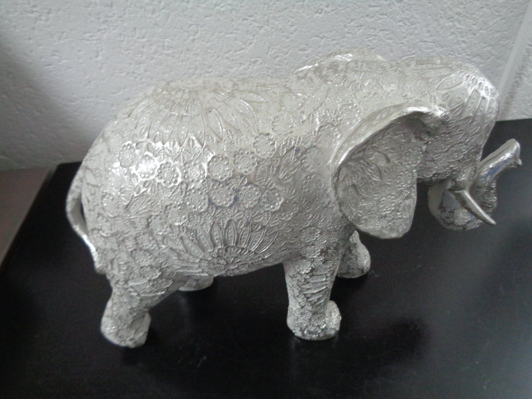 Sculture & Statue: Stehender Elefant (26 cm) – Nuovo e nell'imballaggio originale da Langenbruck venduto da Gumsi 5