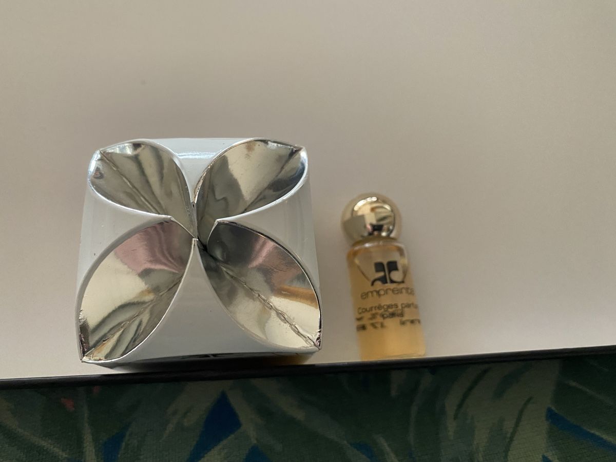 Parfums & Eau de Toilette: Miniature Empreinte de Courrèges – Neuf avec emballage d'origine à Bouveret par wes_7zll 1