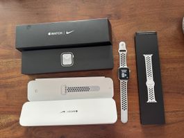 Apple Watch Series 5 Nike Edition, 44mm - Top Zustand!