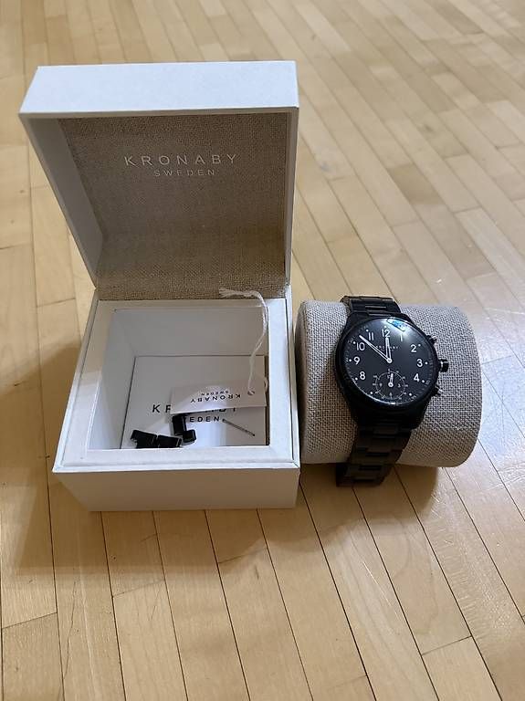 Smartwatch: Kronaby Apex Black Smartwatch – Usato da Scherzingen venduto da polini42