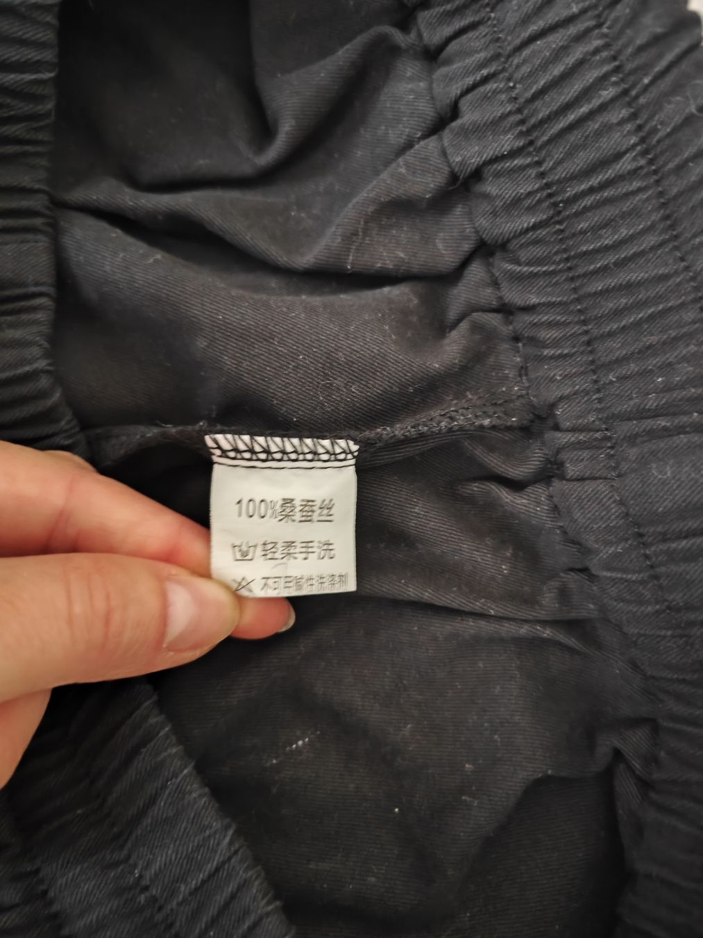 Hosen: Pantaloni neri 100% seta S/M – Gebraucht aus Biasca von Giampy38 4