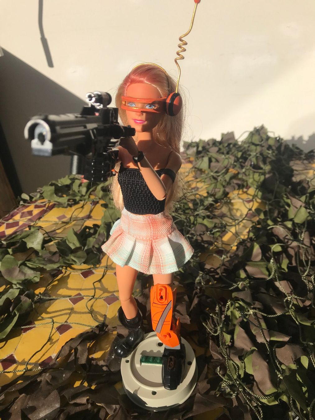 Figuren: Cyberpunk Barbie 12 years+ OOAK with box and stand – Gebraucht aus Onex von johnca 8