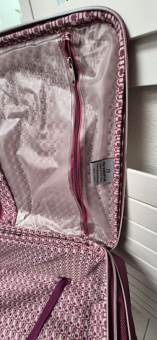 Valises de voyage: Reisekoffer Olympia violett  – D'occasion à Wettingen par allebasj61 3
