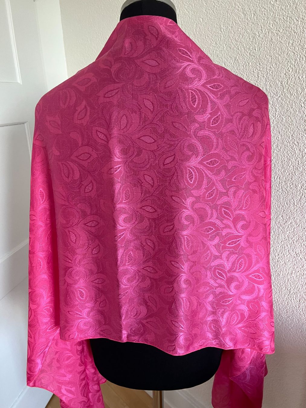Colora Foulard & Sciarpe: Colora Schal, 68% Seide, Pink, NEU – Nuovo e nell'imballaggio originale da Worb venduto da farben20zauber 2
