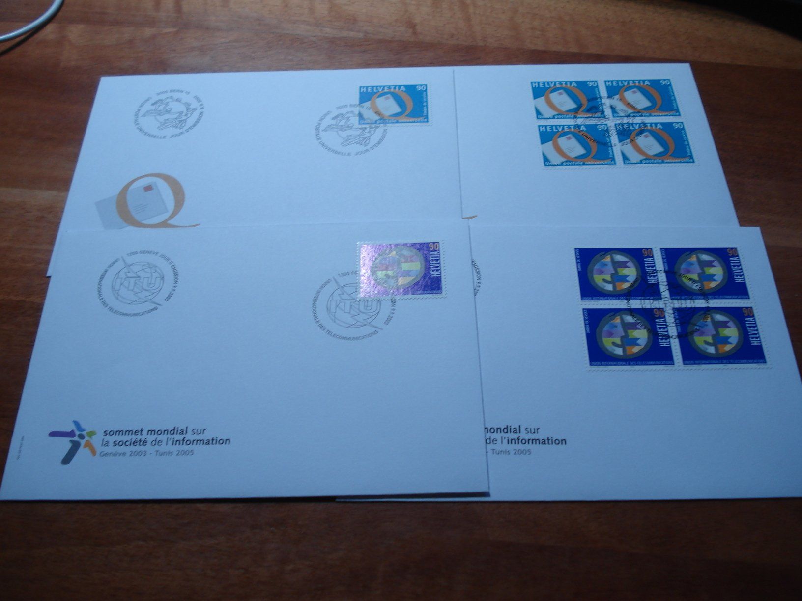 Tous les timbres: 2 mal Genfer Ämter 2003, FDC Einzel + 4erblock – D'occasion à Niederwil AG par morostahu 1