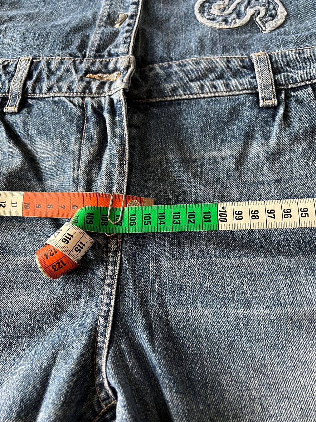 Guess Tute: Guess Jeans Overall – Nuovo (secondo la descrizione) da Kloten venduto da pae_wq5j 9