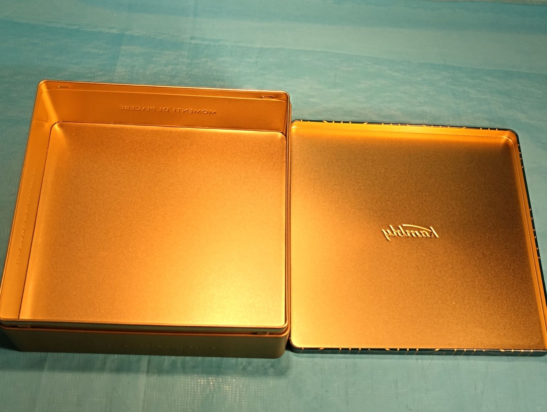 Kambly Altro in Decorazioni & Accessori: Kambly Blechbüchse, grün-gold – Usato da Bellach venduto da JingleCherry 3