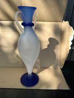 Vase décoratif bleu et blanc, parfait pour le printemps!