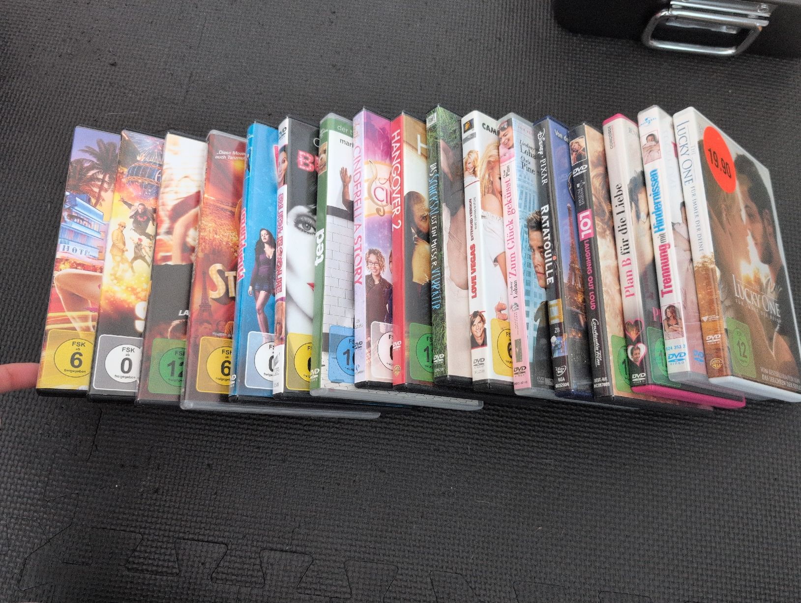 Tutti i DVDs: Diverse DVD 's – Usato da Willisau venduto da tan_wy9q 1