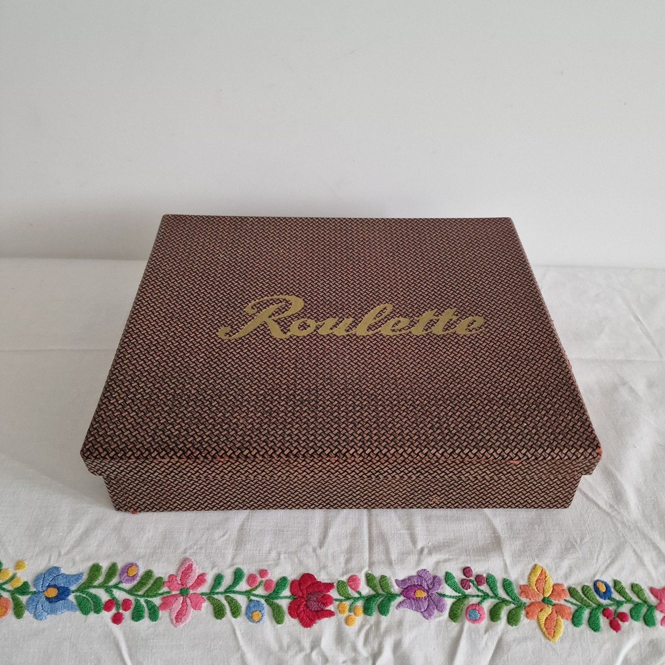 Giochi: Vintage-Roulette-Set mit Zubehör – Usato da Birr venduto da sen_8djr 2