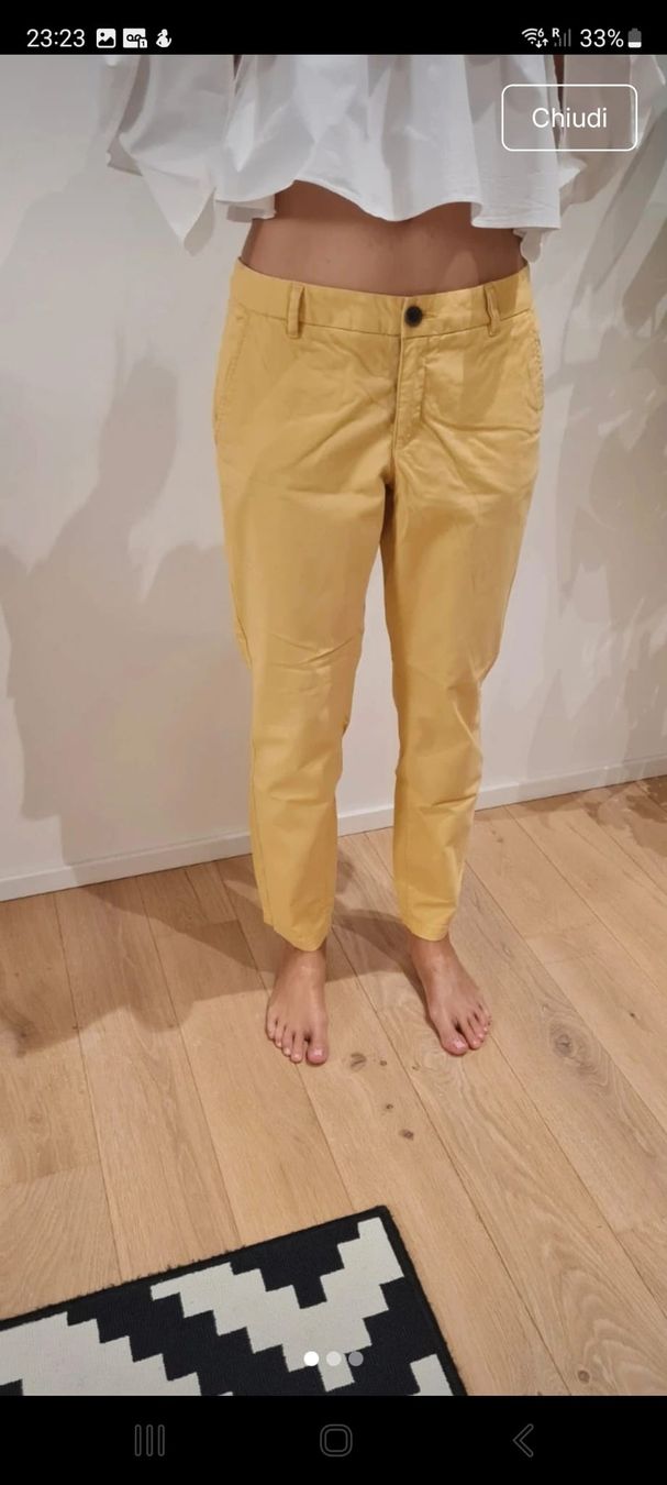 H&M Pantaloni: Summer-ready Yellow Chinos - Stylish & Comfortable! – Usato da Zürich venduto da oli_p8cc