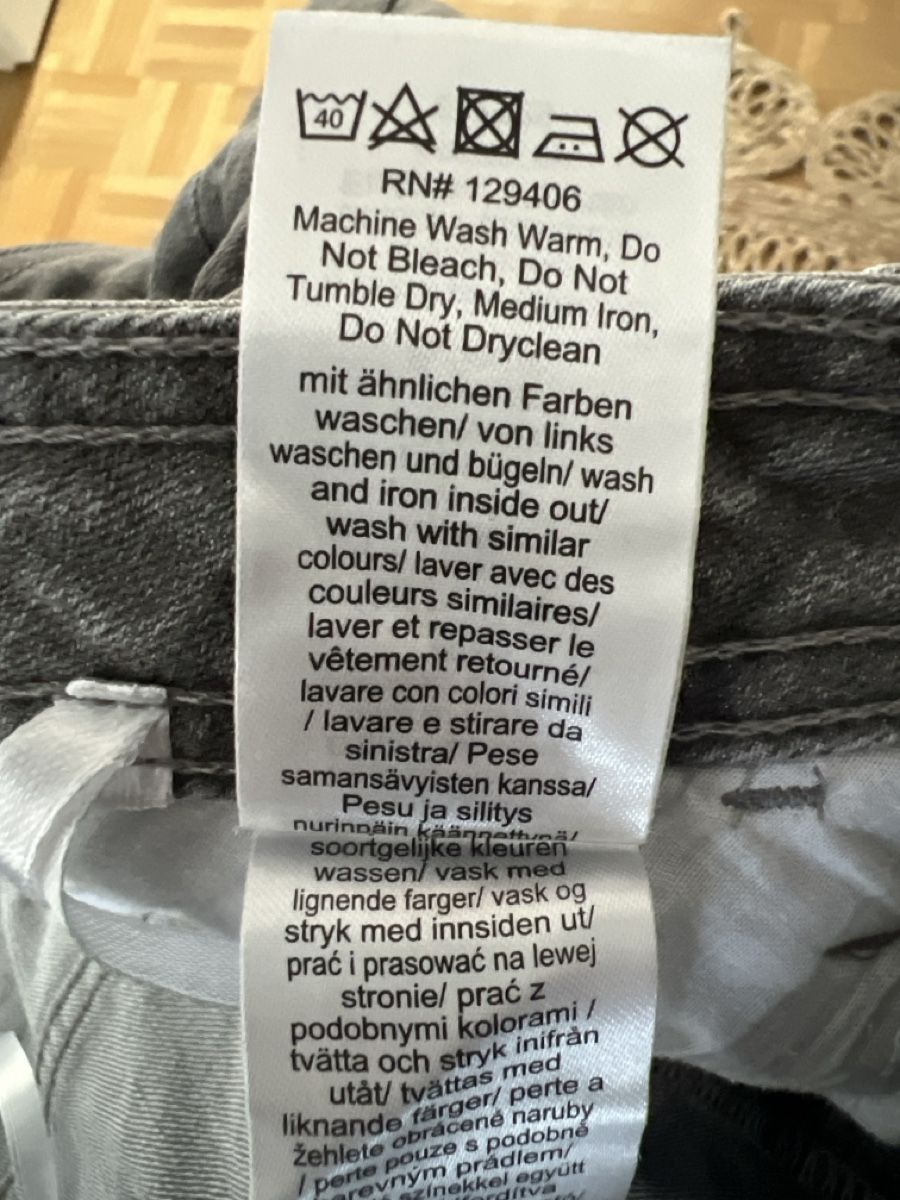 Gonne: Grauer Jeansrock Gr. 46 mit Schlitz,  Rainbow – Usato da Lausen venduto da Mysli1 6