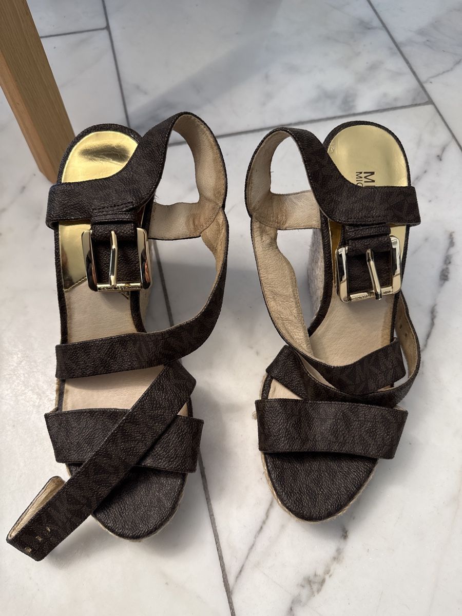 Scarpe da donna: MK Keilsandalen Grösse 40.5 – Usato da Sonnental venduto da sop_9scm 1