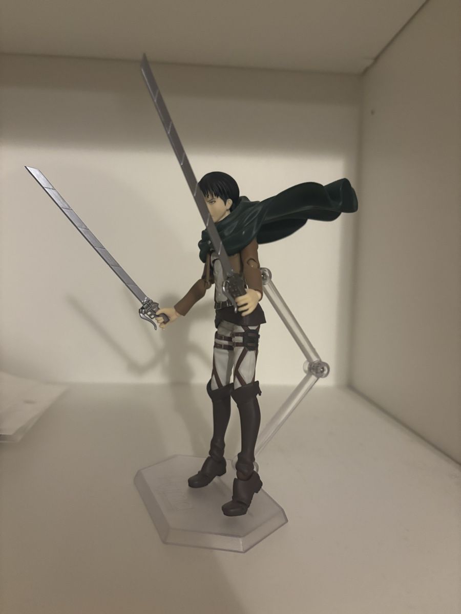 Figuren: Attack on Titan Levi Figur (beweglich) – Neu (gemäss Beschreibung) aus Andelfingen von Good_Quality 3