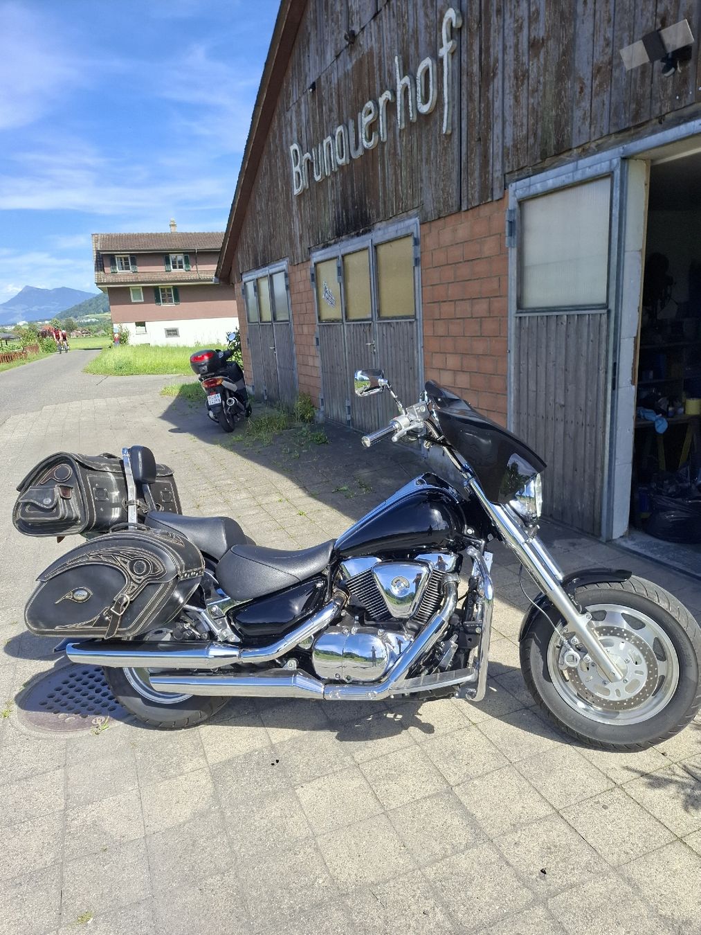 Suzuki Touring: Suzuki VL 1500 – Usato da Luzern venduto da Remo610 8